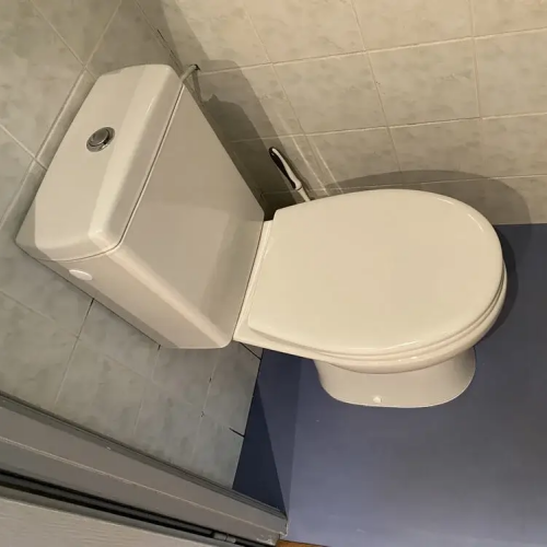 Pose d'un toilette WC