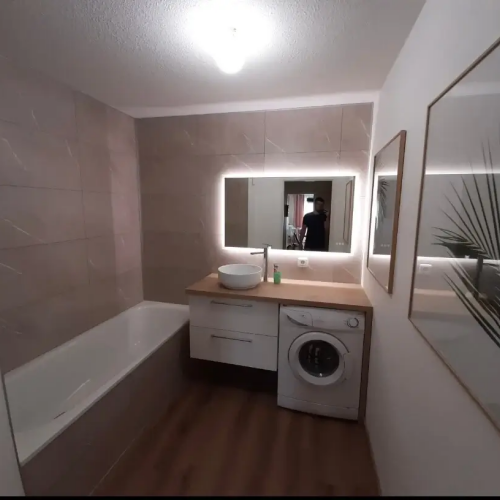 Création d'une salle de bain avec baignoire